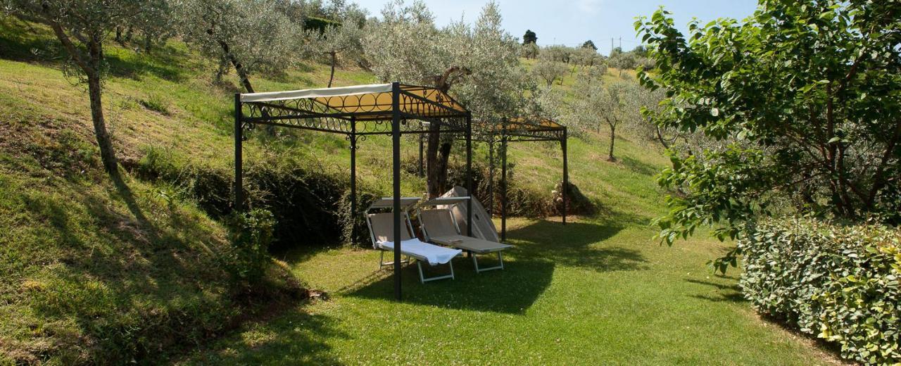 Agriturismo Fiordaliso Trevi Luaran gambar