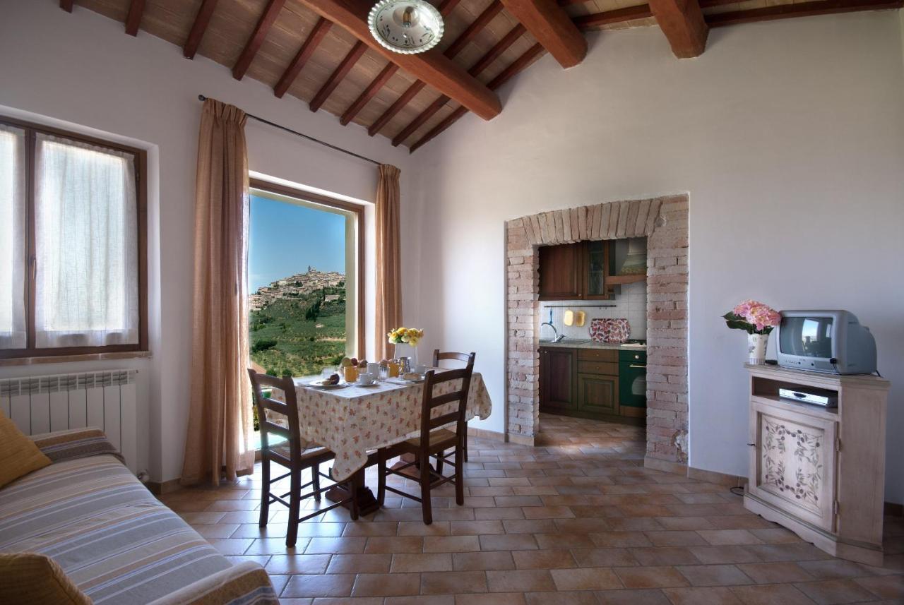 Agriturismo Fiordaliso Trevi Luaran gambar