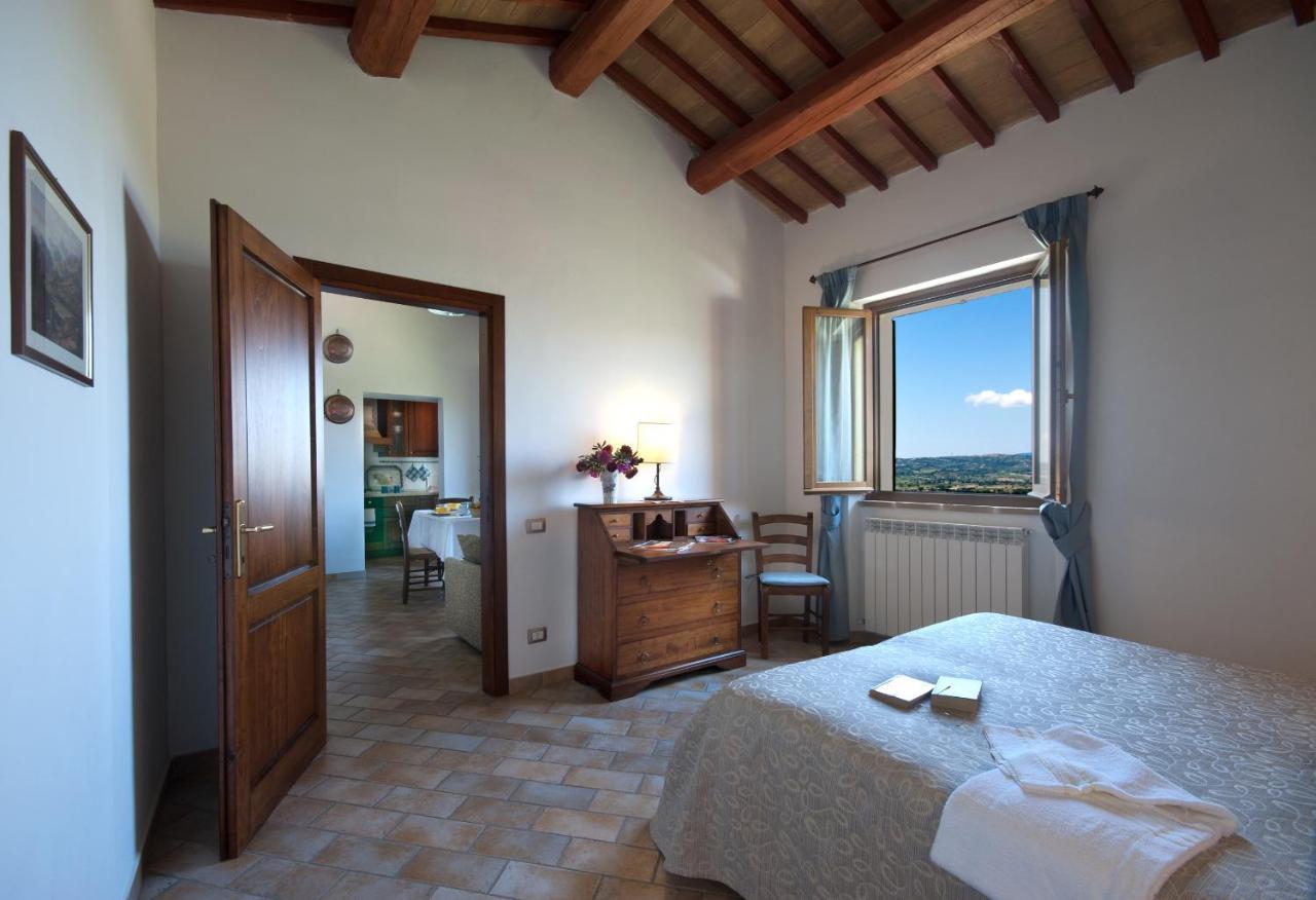 Agriturismo Fiordaliso Trevi Luaran gambar
